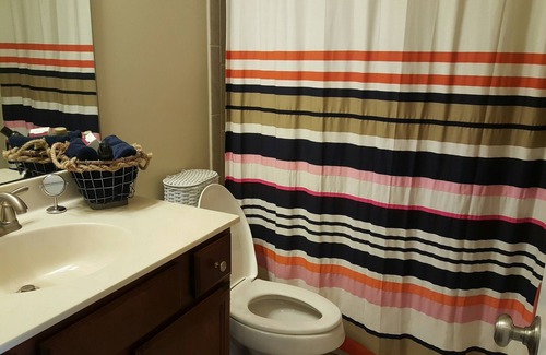 Carolina Beach Cottage | Walking Distance To Beach-Mem Day to Labor day includes an umbrella/2chairs