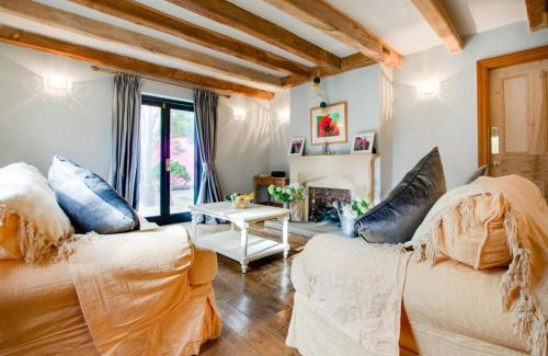 Tenby Apartment | Wall Cottage