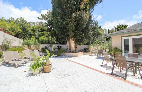 North Pacific Beach House | WALLED GARDEN ESTATE LOCATED IN NORTH PACIFIC BEACH SLEEPS 8/9 plus kids matsn
