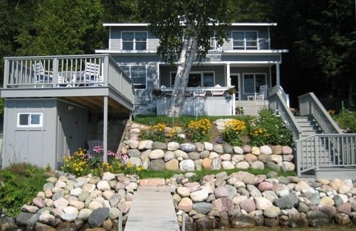 Petoskey Cottage | WALLOON SUNSETS! BEST WEST ARM LOCATION! KAYAKS & SUPS! SEE OUR REVIEWS!