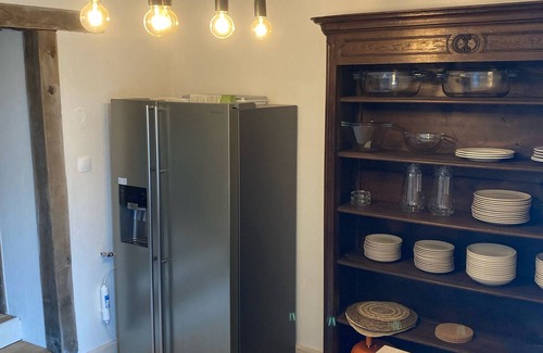 Praslay House | Walnut cottage