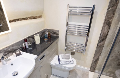 Scarborough Cottage | Walnut Cottage, Thirley Cotes Farm Cottages