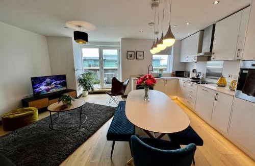 Cambridge Apartment | Walnut Tree Penthouse