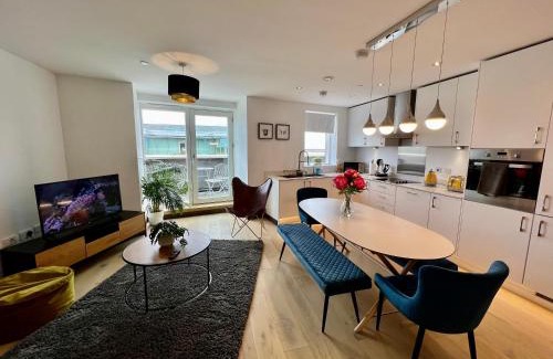 Cambridge Apartment | Walnut Tree Penthouse