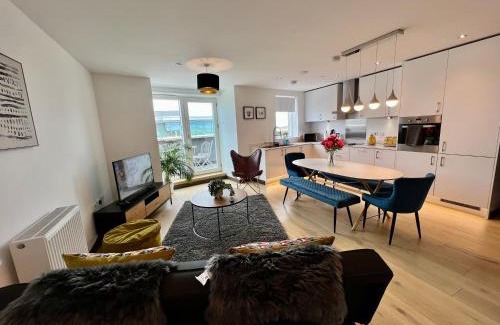 Cambridge Apartment | Walnut Tree Penthouse