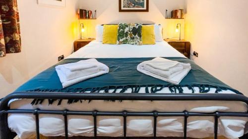 Cliftonville Apartment | Walpole Bay 2 Bed Stunning Garden Apt By Adliv