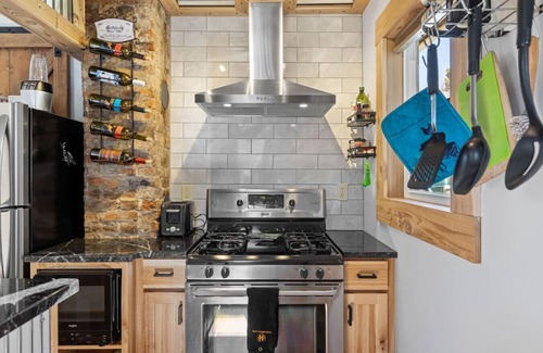 Deadwood House | Walsh's Studio Cabin