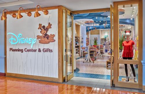 Bay Lake Resort | Walt Disney World Swan Reserve