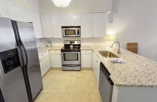 Seacrest Beach Condo | Walton Waves 332-Sleeps 10