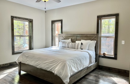 Unaka Cabin | Wander Inn, a new modern luxury cabin nestled in the NC mountains