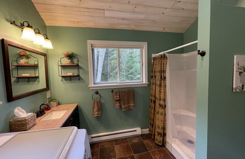 Rangeley Plantation House | "Wander Inn" to Lakefront Comfort on Mooselookmeguntic Lake.