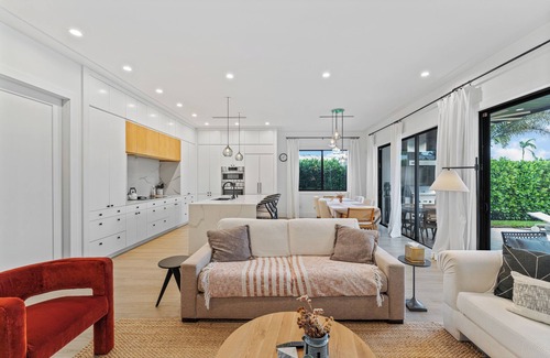Garden Isles House | Wander Pompano Beach