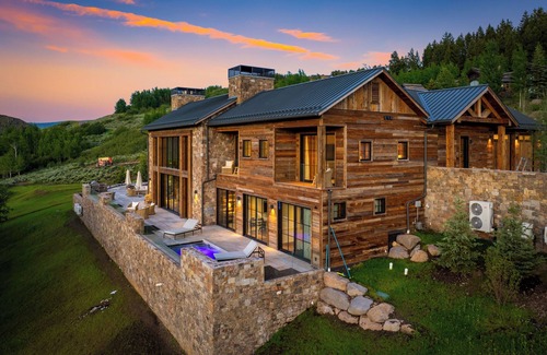 Spring Creek Ranch House | Wander Tetonglow Jackson Hole