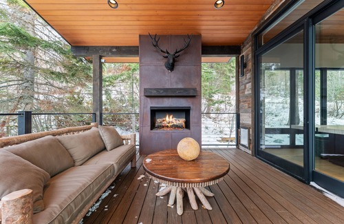 Whitefish House | Wander Whitefish Mountain sleeps 12, w/Hot tub & gym, 5 Bedrooms