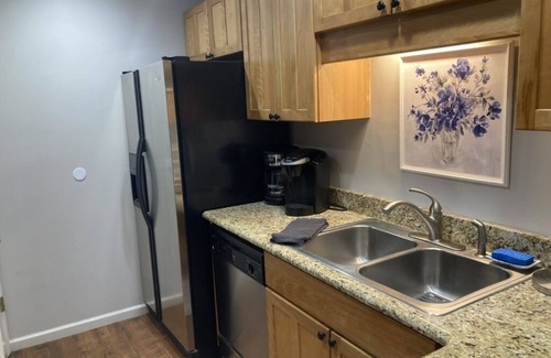 Historic District - North House | Wanderlust on Congress 2B 1 1/2bath in heart of the historic district