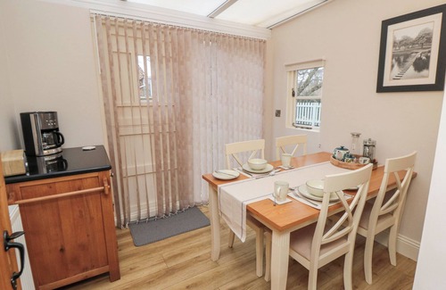 Potter Brompton Cottage | Wansbeck Cottage