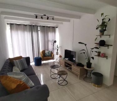 Pretoria Apartment | Wapadrand Modern Self-catering Apartment