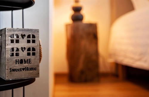 Saint-Germain-les-Paroisses House | Warm, contemporary wooden house: Le Lodge du Trappon ****