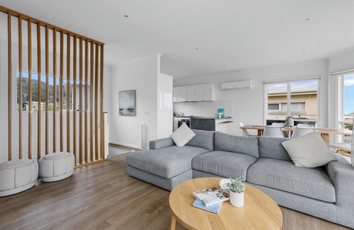 Apollo Bay House | Waratah Place