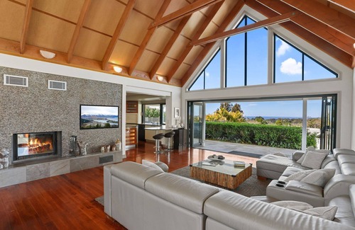 Ingleside House | Waratah Retreat a country retreat by the sea