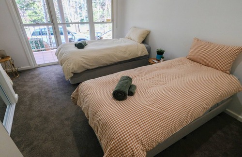 Warburton House | Warburton Retreat with your own creek