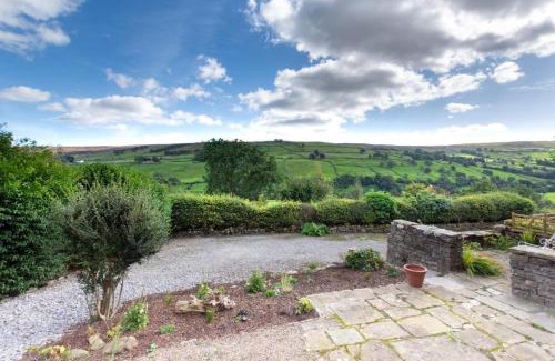 Feetham House | Wardell Hall Cottage