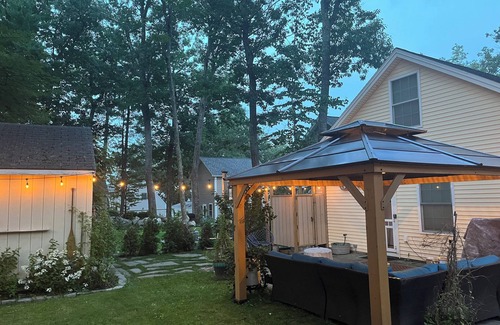 Standish House | Wards cove Sebago Lake