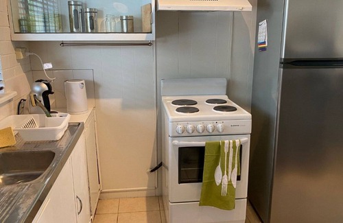Cowes Apartment | Warley Waters