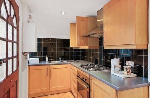 Knightsbridge Apartment | Warm and Cozy 1-BD Getaway near Hyde Park