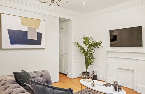 Knightsbridge Apartment | Warm and Cozy 1-BD Getaway near Hyde Park
