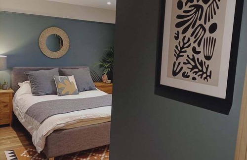 Bristol House | Warm and Homely 4BR | Parking | WiFi | Garden