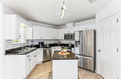 Florida Panhandle House | Warm and Inviting 4BR Home, Perfect for Families