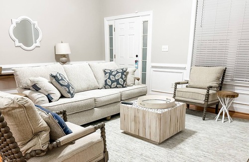 Hunters Ridge House | Warm and Inviting Townhome