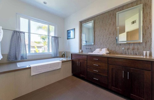 Westpark House | Warm Charm on Avignon #8961