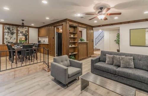 Meadowbrook House | Warm Comfy 3BR Home in Ft. Worth~ideal for families