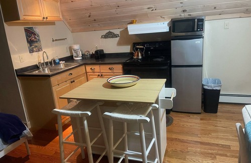 Cooperstown Cabin | Warm & Cozy Studio Cabin — Cooperstown, NY