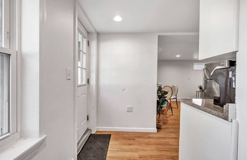 Bridgeport Apartment | ⭐️Warm & Cozy 🌟Studio Suite in FFLD COUNTY