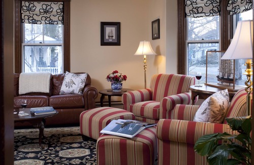 Freeport House | Warm & Welcoming home; 7 bedrooms with private baths in heart of Freeport Maine