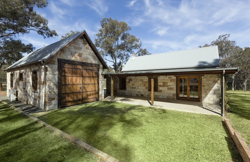 Pokolbin Cottage | Warraglenn House at Enzo Estate