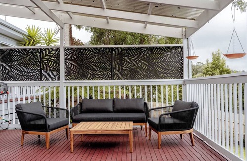 Rosebud House | Warrain Retreat A Spacious Beachside Lifestyle