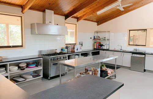 Shoreham House | Warrawong Group Lodge - Iluka Retreat