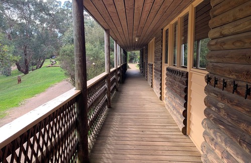 Shoreham House | Warrawong Group Lodge - Iluka Retreat