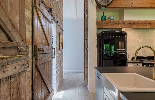 Berry House | Warriwul Homestead - Secluded Luxury Retreat Near Berry