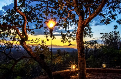 Bela-Bela House | Warthog Lodge – Mabalingwe Game Reserve – Luxury, Self-Catering Safari Getaway