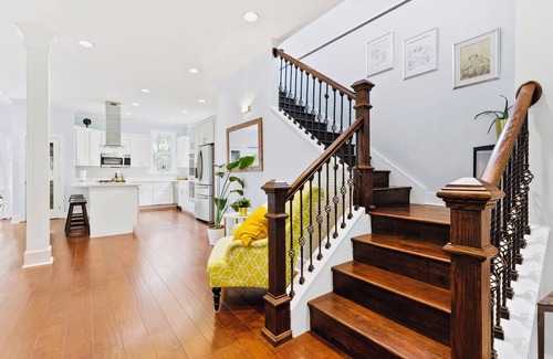 Takoma House | Washington DC Retreat! Elegant, Sunlit, Renovated Open-Plan Home
