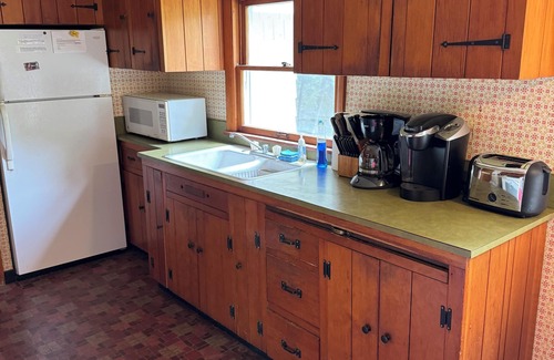 Washington Island House | Washington Island - West side shore front home!