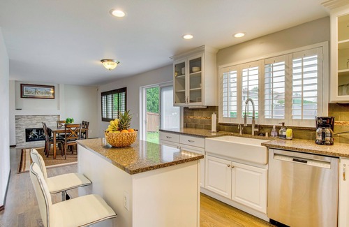 Marysville House | Washington Retreat w/Yard - Near Seattle!