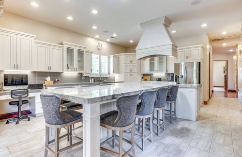Green Springs Villa | Washington Villa 1 Mi to Golf: Great for Groups!