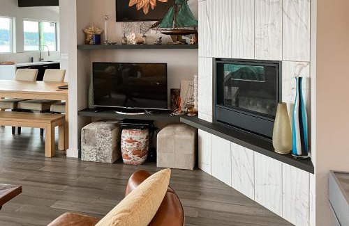 Retsil House | Watauga Beach House