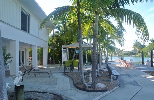 Toll Gate Shores House | Water Front 3/3 Family and Boat Friendly Home, Great Views